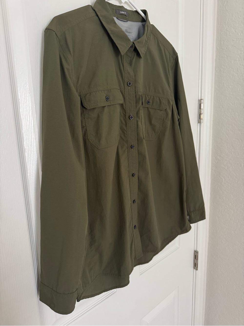 Eddie Bauer Olive Green Women's Button-Down Travel Shirt Size L - Picture 4 of 10